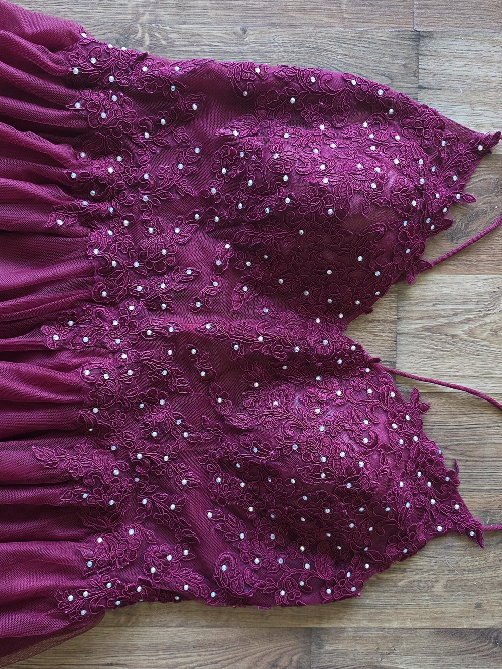 Woman's Burgundy Gown - Picture 4 of 10